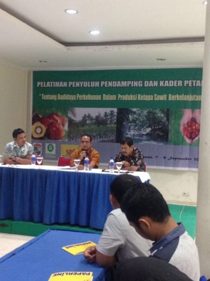 SPKS Memperkuat Penyuluh Perkebunan Kabupaten Pelalawan Riau