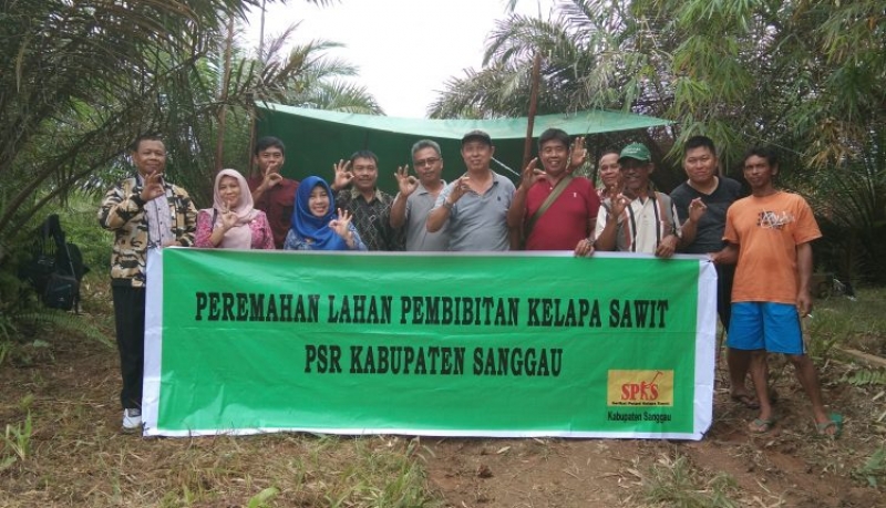 Disbunnak Menghadiri Acara Peremahan Lahan Untuk Pembibitan Kelapa Sawit Milik Koperasi GSL